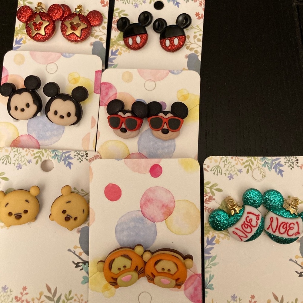Disney earrings LOT